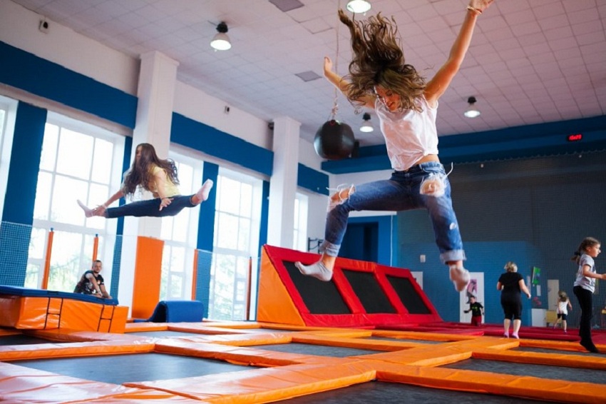 Benefit and harm of trampoline jumping for children and adults