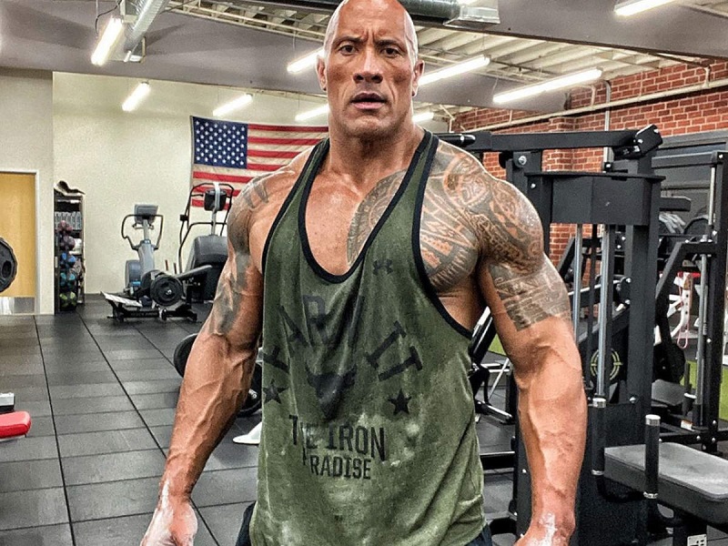 Dwayne Johnson height, weight, and body measurements ...
