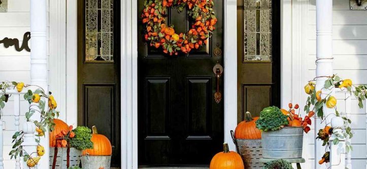 Welcoming Guests with Festive Thanksgiving Door Wreaths