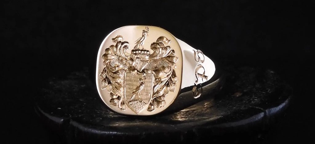 What does a signet ring mean?