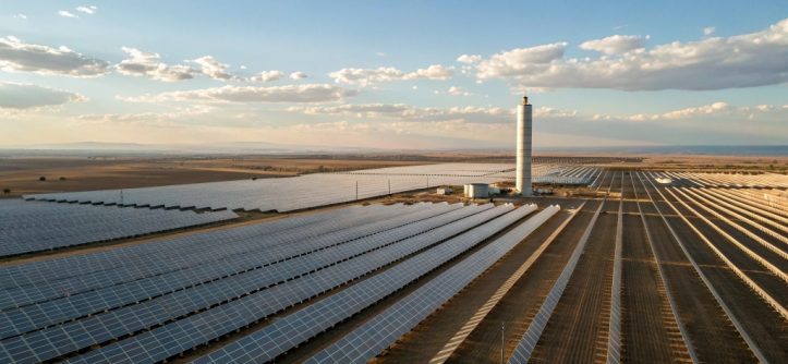 How to navigate the Global Concentrating Solar Power Market Outlook 2032. Discover key growth drivers, CAGR trends, and the rising role of thermal energy storage.